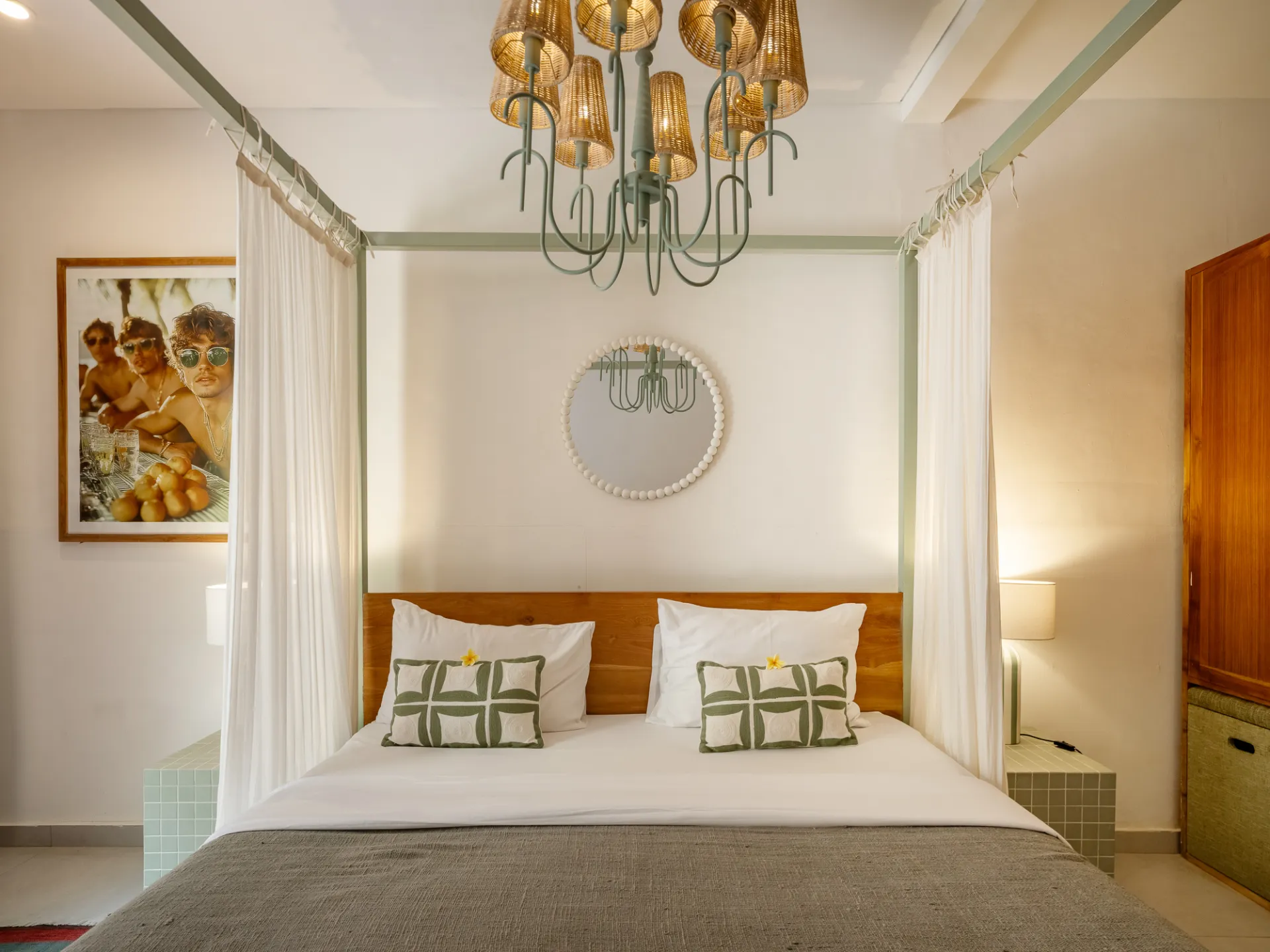 Berawa Nest - Modern Large Studio Retreat Near Berawa Beach — image 1