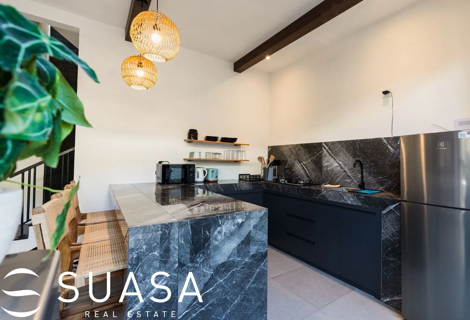 3BR Modern Tropical Villa in Bingin Uluwatu — image 4