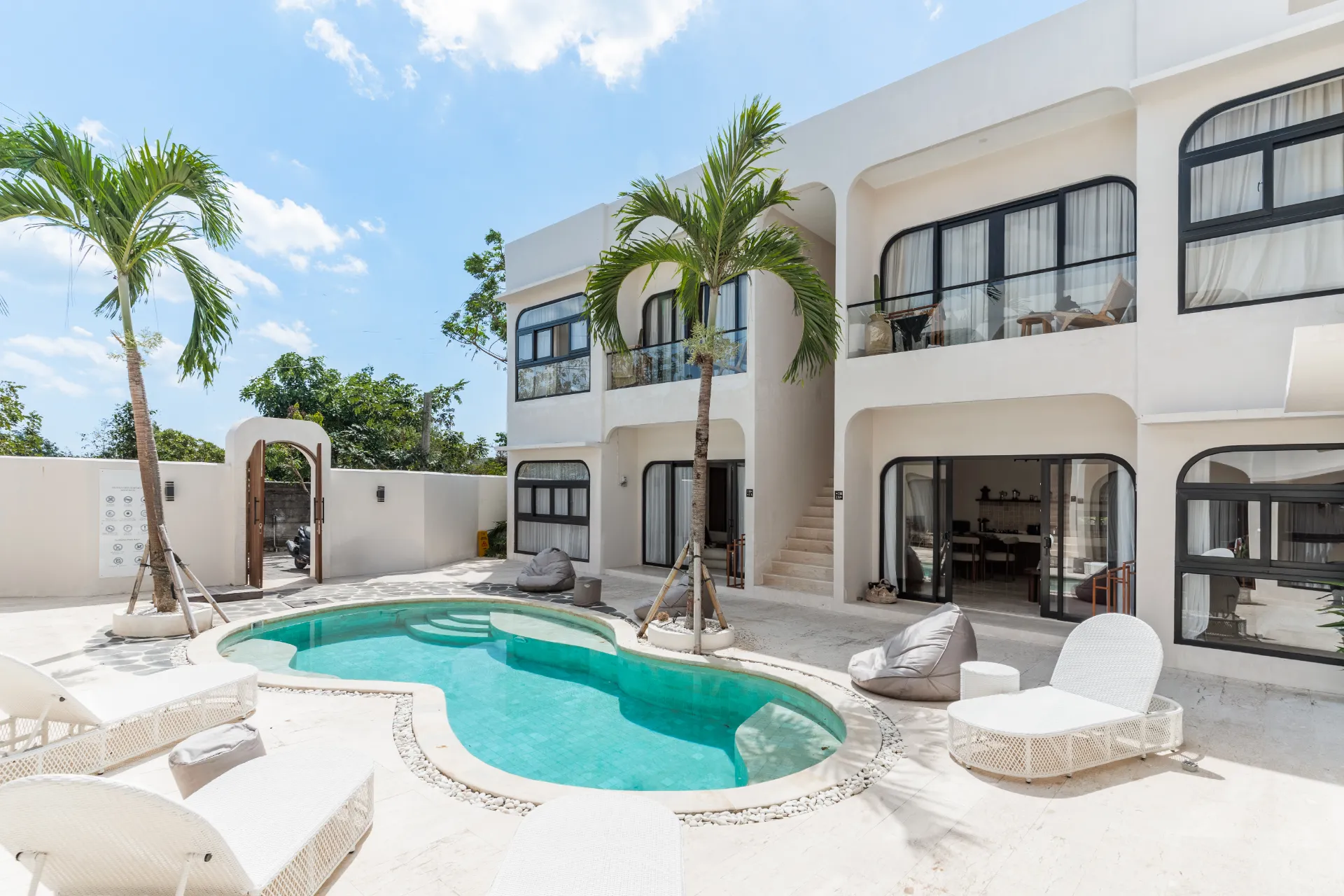 Balangan Beach Apartment