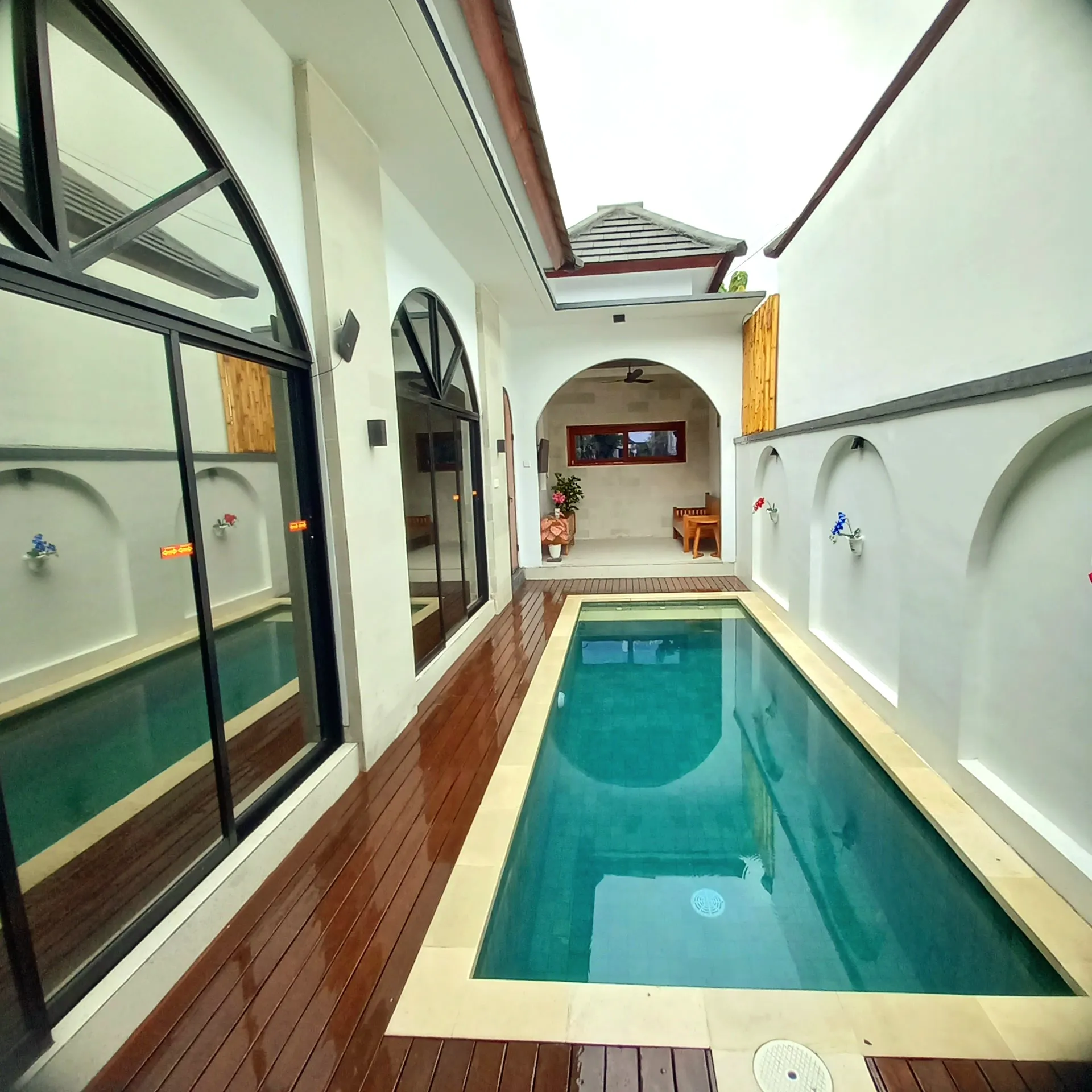 Villa Uluwatu with private pool 2 bedrooms - Casa Feronia E6 — image 4