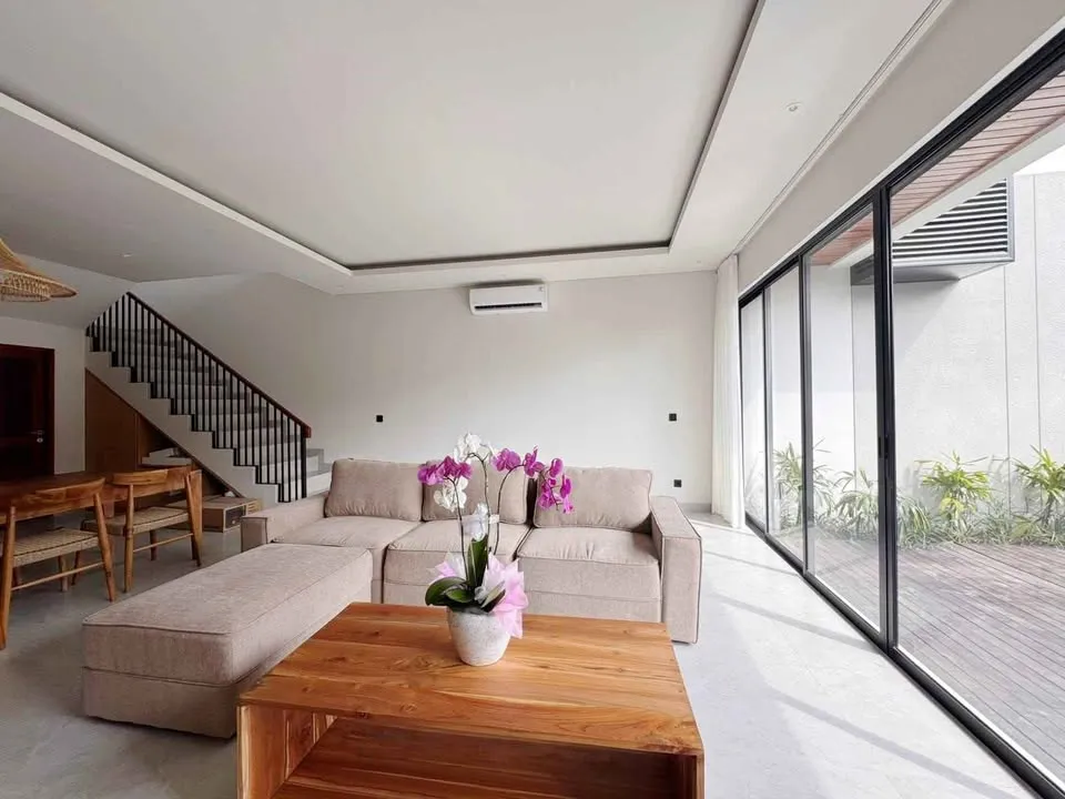 BRAND NEW 3BR VILLA FOR RENT AT MUNGGU | IP 861 — image 2