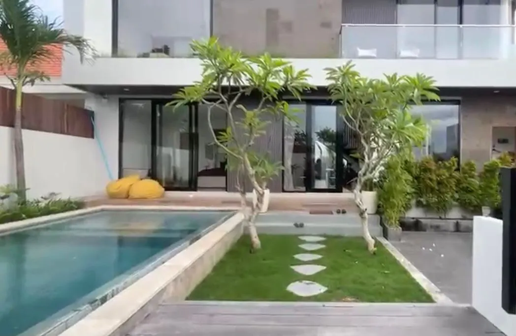 New Modern 3 Bedrooms Villa | Padonan — image 4