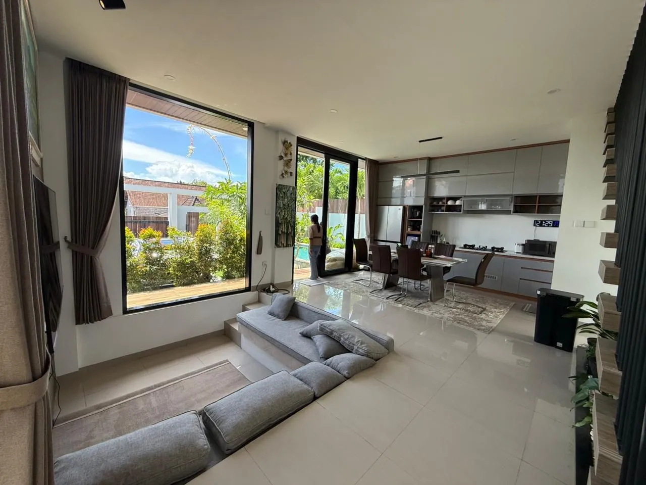 New Modern 3 Bedrooms Villa | Padonan — image 2