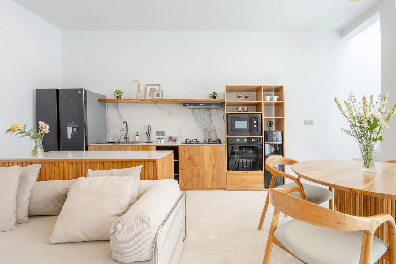 Stylish Hidden Minimalist Villa in Central Seminyak | Casalatara — image 1