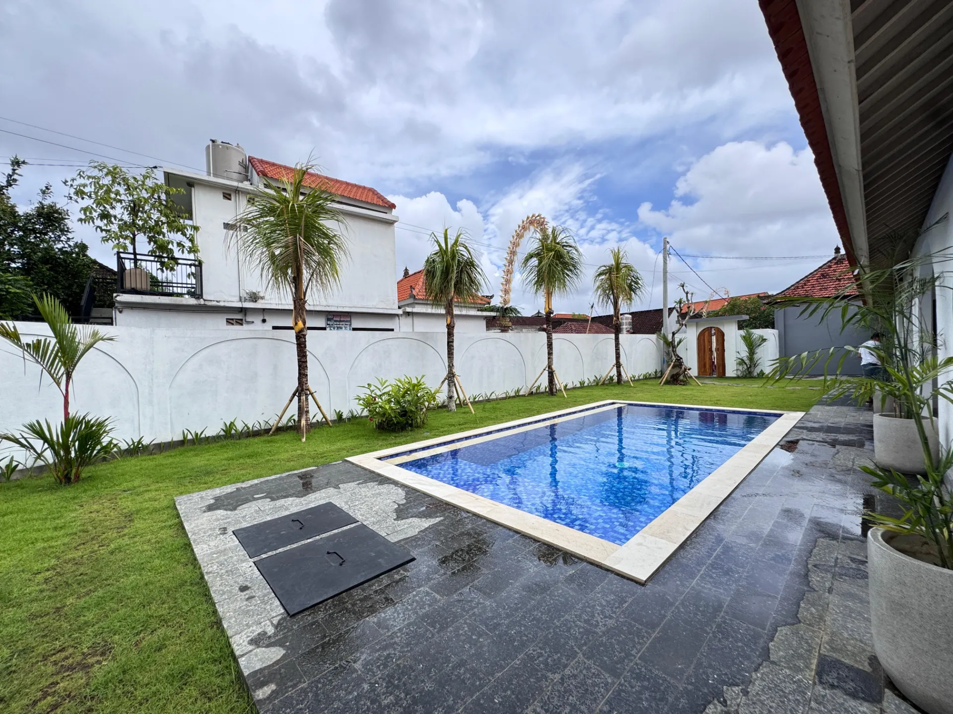 7BR LOFT FOR RENT AT UMALAS