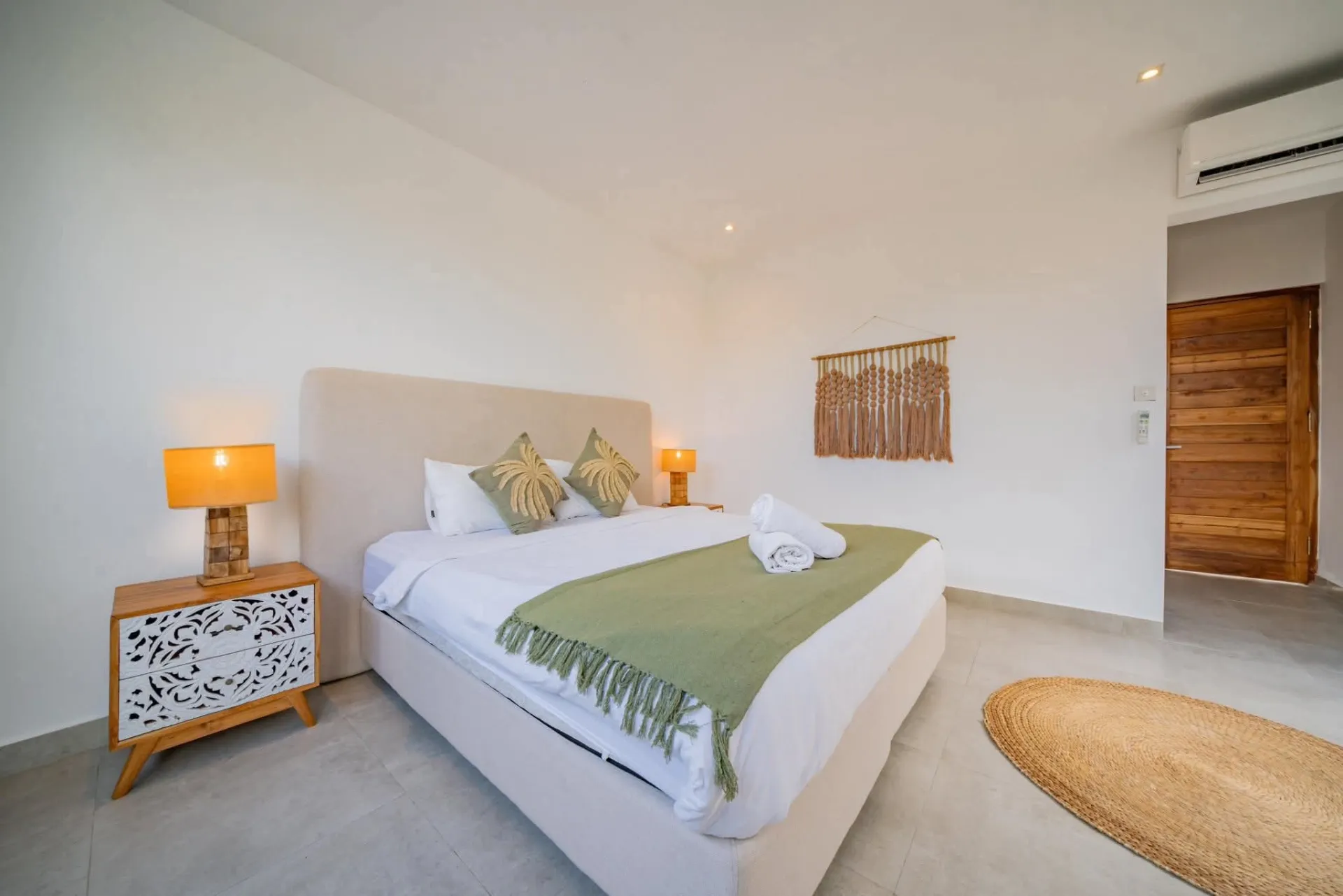 Villa For Rent 3 Bed In Berawa Tibubeneng Bali PO-3931 — image 1