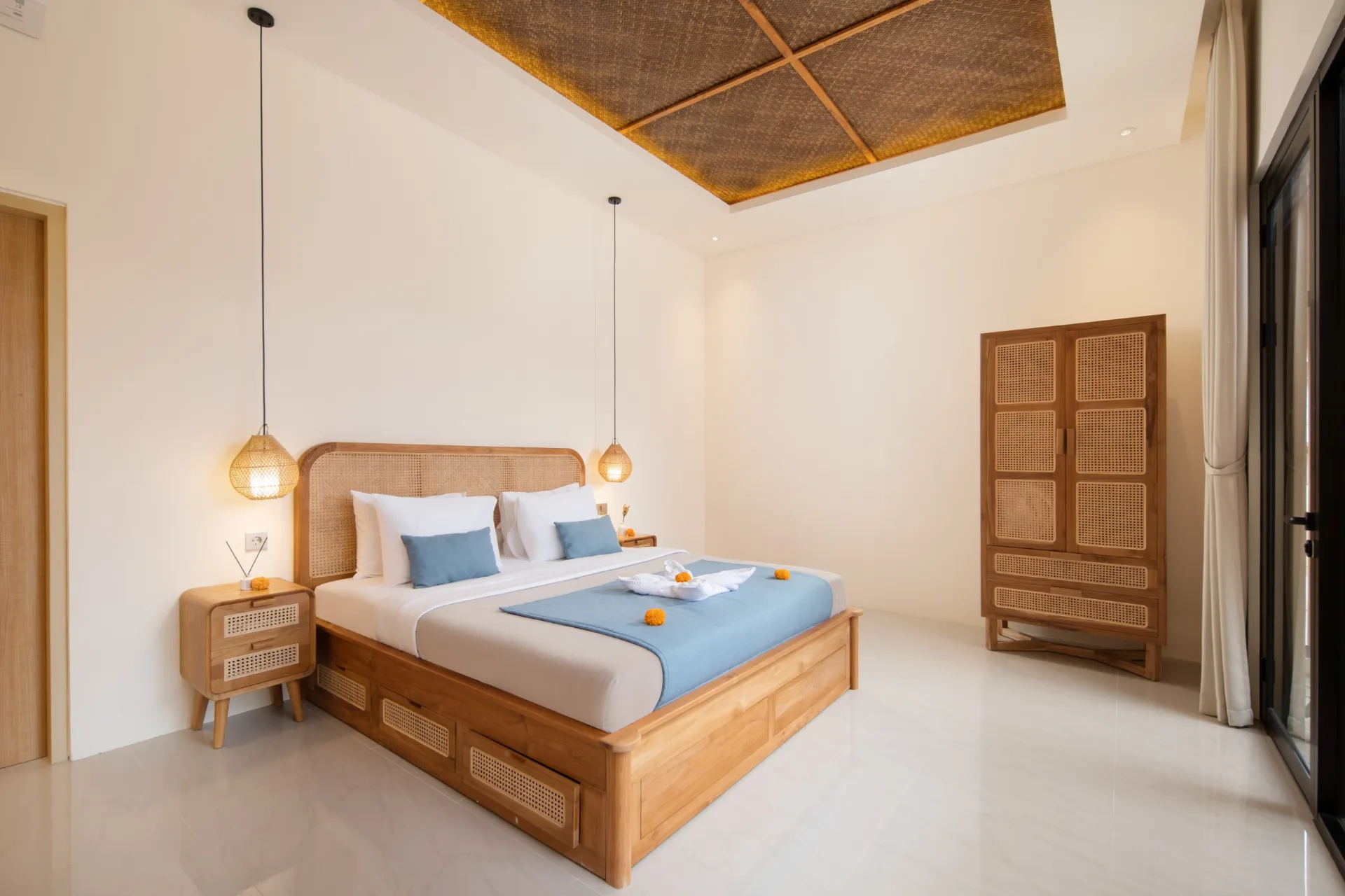 2BR Villa For Rent At Tumbak Bayuh — image 4
