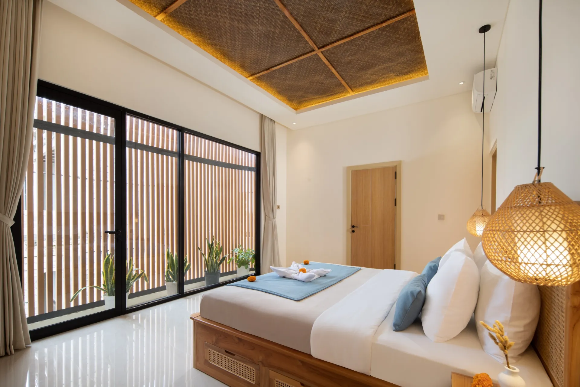 2BR Villa For Rent At Tumbak Bayuh — image 3