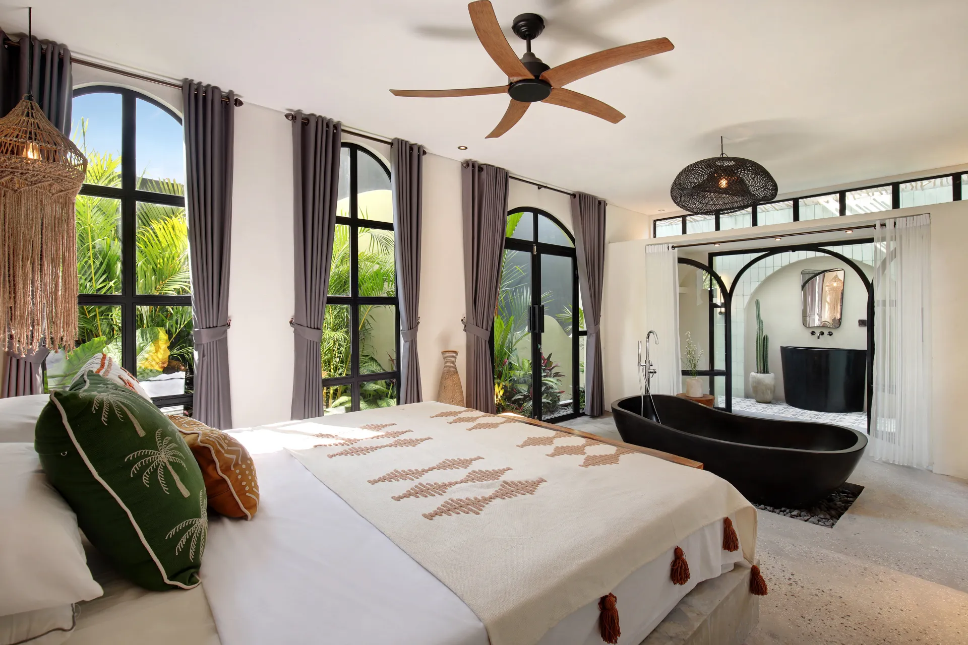 Seminyak 2BR Private Villa with Loft Pool & Roof Deck Jl Intan Permai Kerobkan — image 1