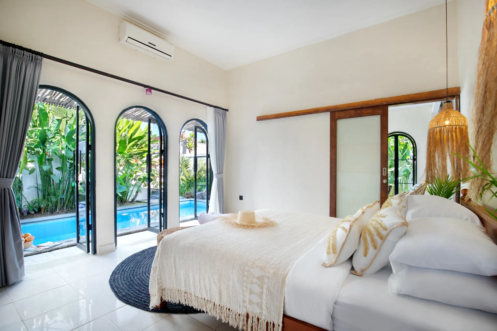 3BR Seminyak Private Pool Villa w/ staff & wifi Mertanadi Promo 3 months 99 mil