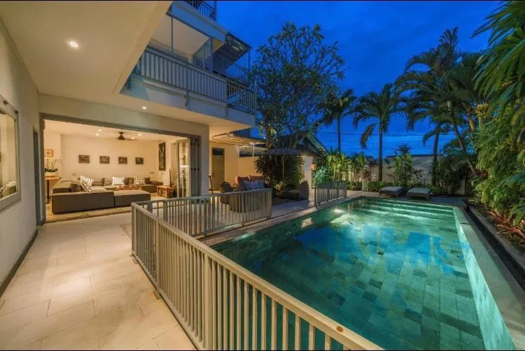 Villa For Rent 4 Bed In Berawa Tibubeneng Bali LU-3938 — image 4
