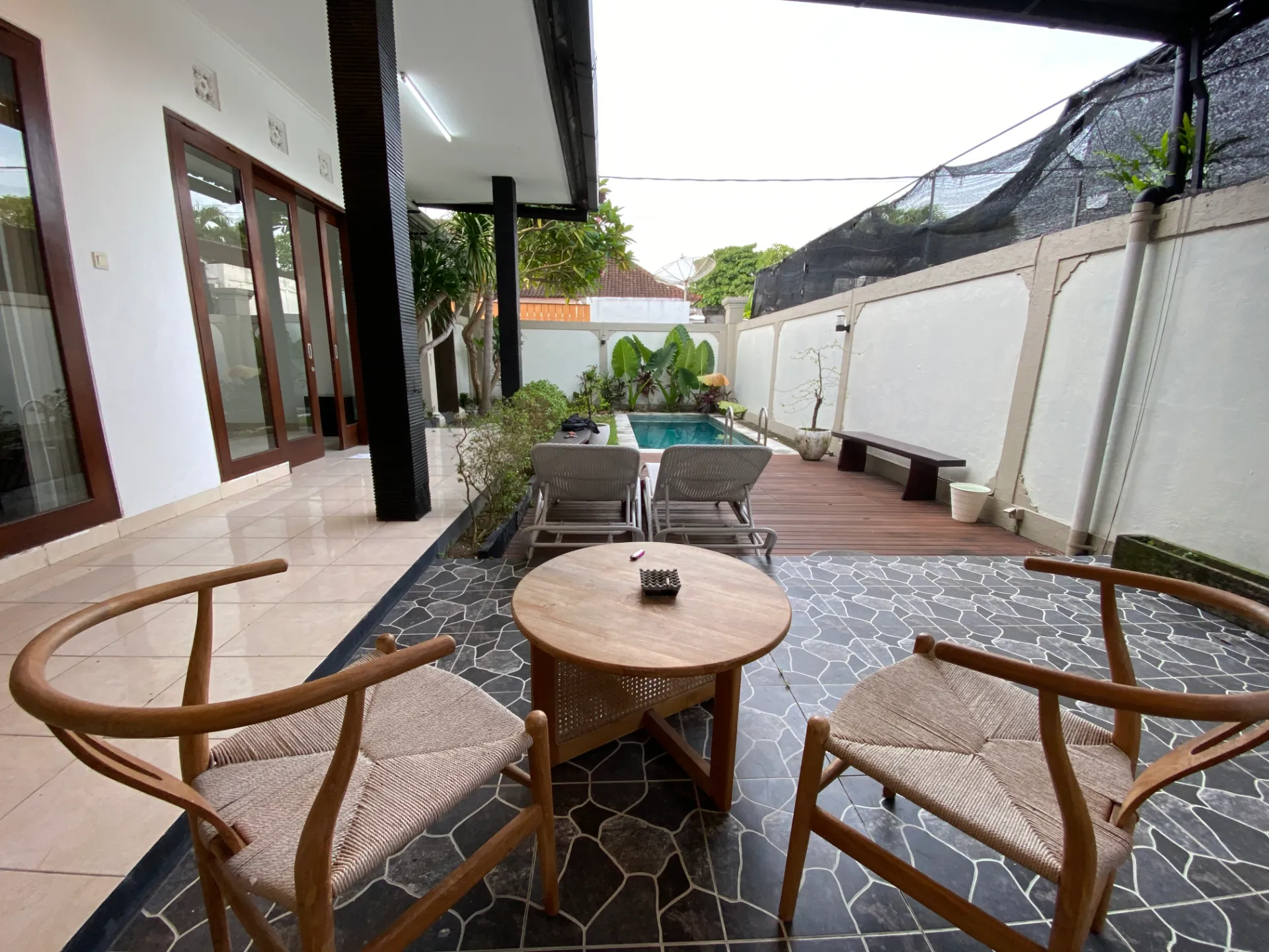 2BR Villa - Kerobokan - fully furnished — image 1