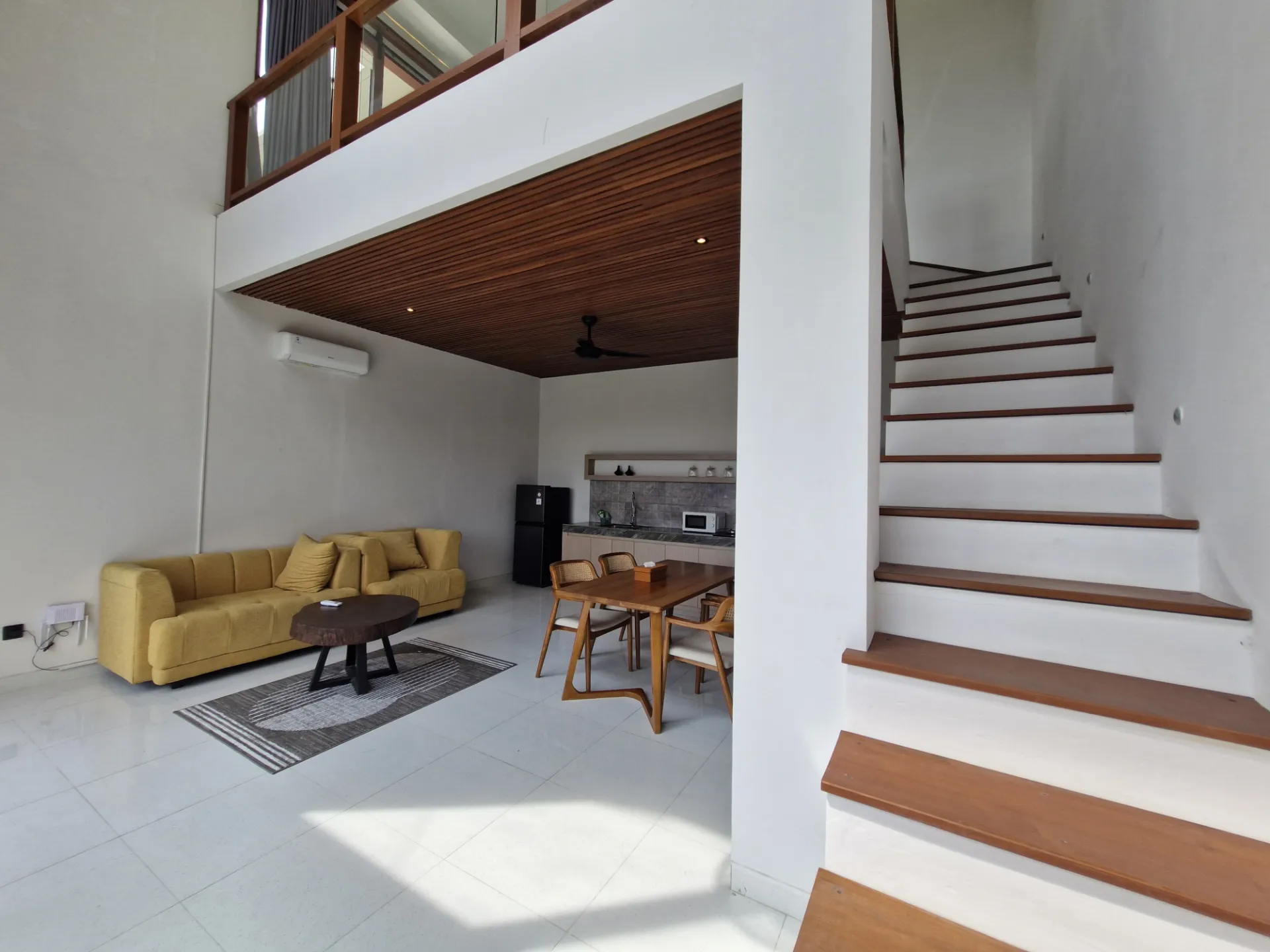 villa for rent cemagi rice field — image 2