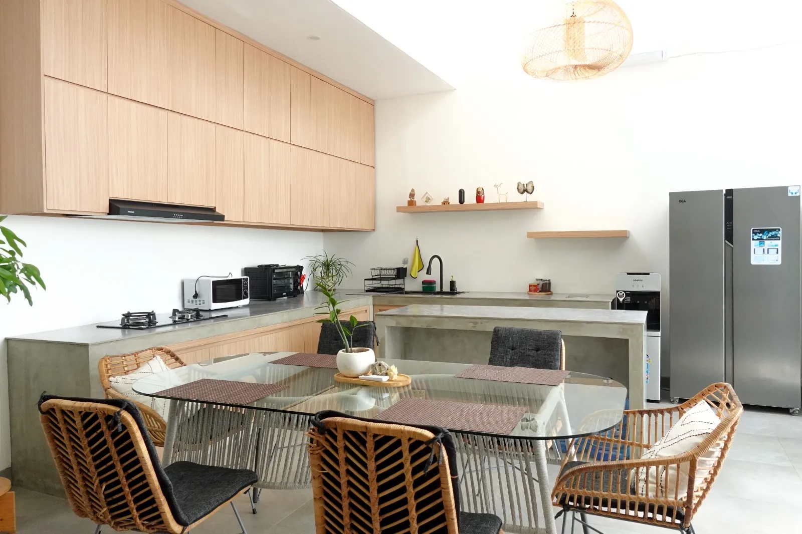 2-Bedroom Villa with Enclosed Living and Tropical Charm in Tumbak Bayuh (R-TY06) — image 3