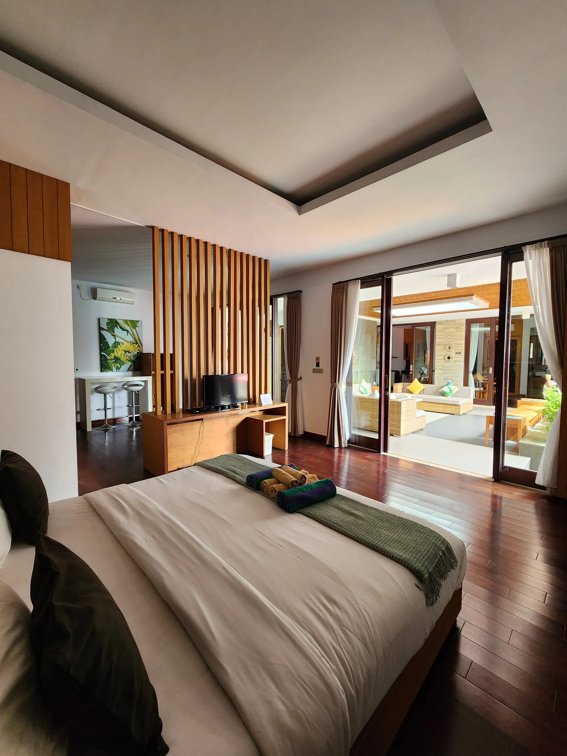 DO 307 - FOR RENT MODERN QUIET VILLA NUSA DUA — image 1