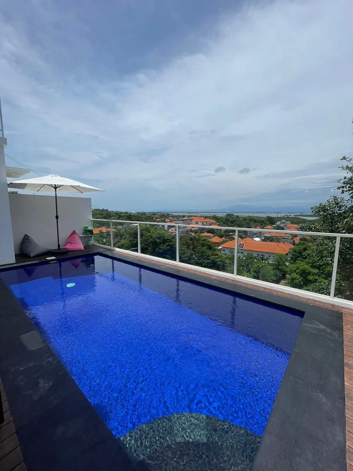 DO 361 - For Rent Stunning Villa Nusa Dua Ocean Toll and Sunset View