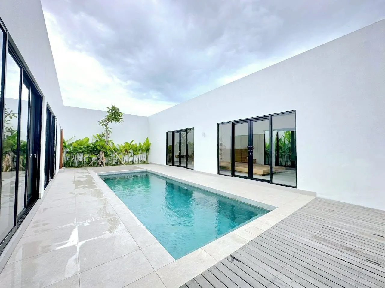 Villa For Rent 2 Bed In Berawa Tibubeneng Bali PO-3948