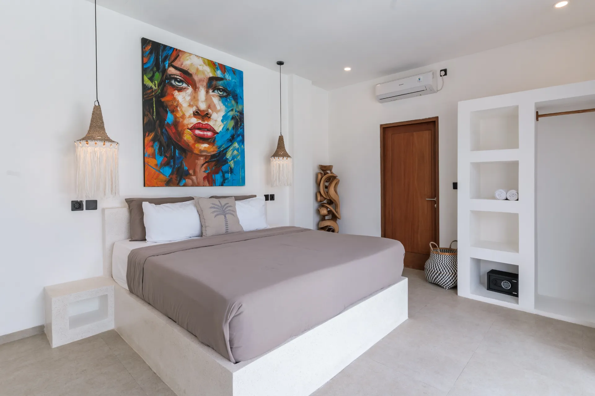 Luxe 3BR Villa w/ Rooftop Billiard & Large Pool – 10 Min to Canggu — image 4