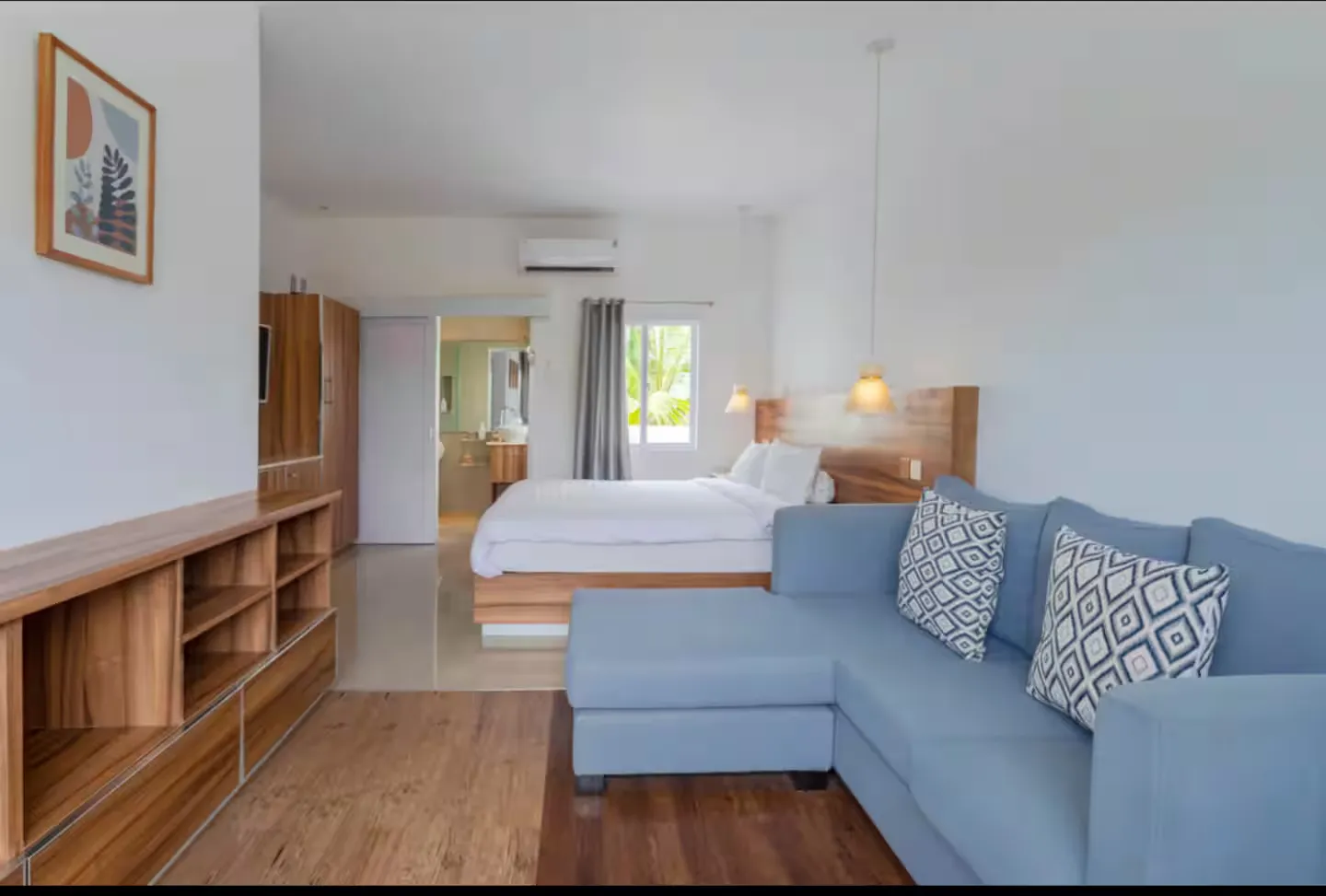 COZY 2 BEDROOMS APARTMENT WITH SHARED POOL KEROBOKAN - Y0198E