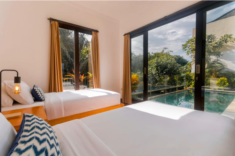 2 bedrooms villa available now — image 4