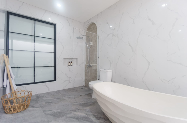 Mediterranean style 2 bedrooms — image 3