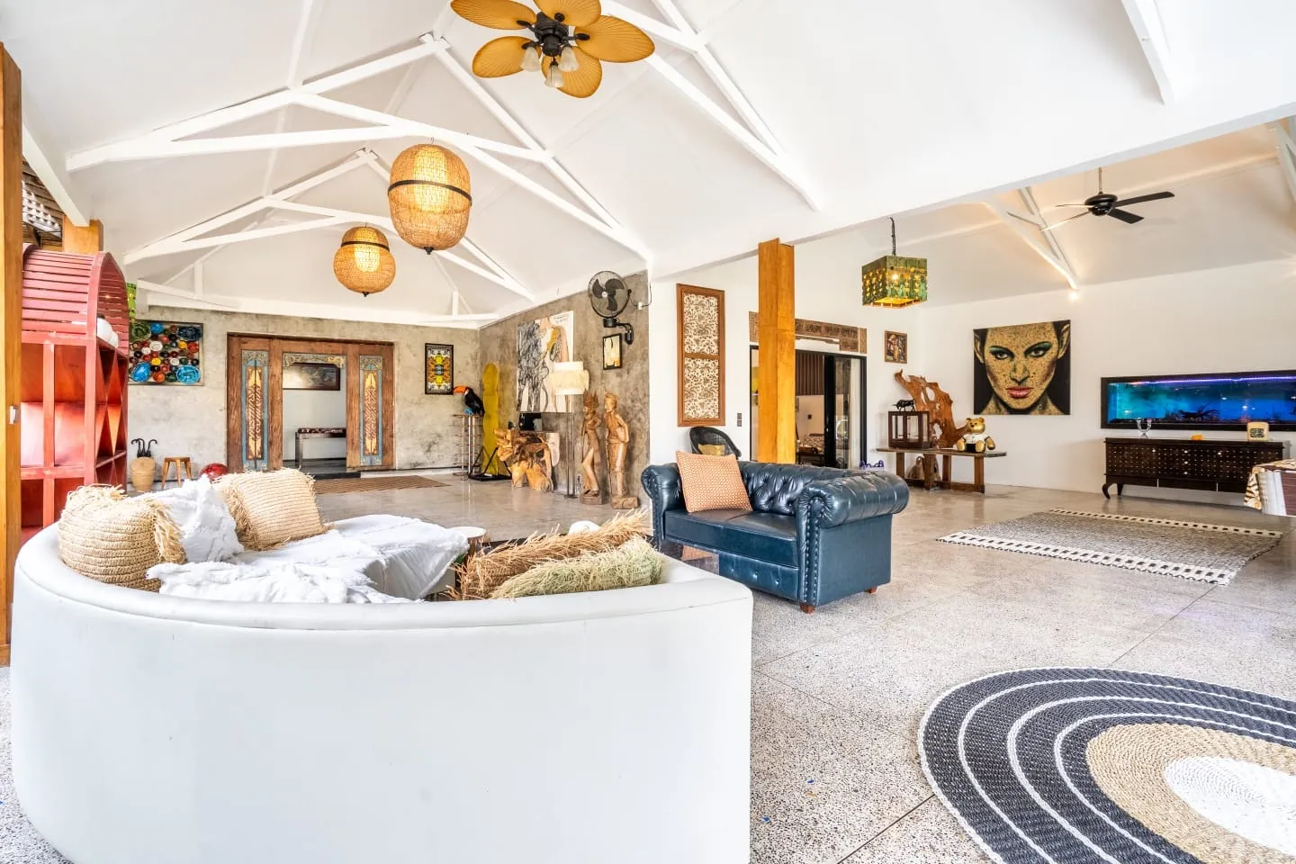 Villa For Rent 5 Bed In Pengubengan Kerobokan SF-3953 — image 2