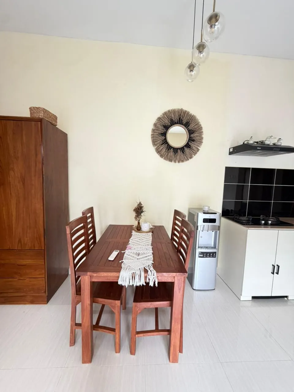 ART 01- FOR RENT MINIMALISH HOUSE SEMI VILLA IN UNGASAN — image 4