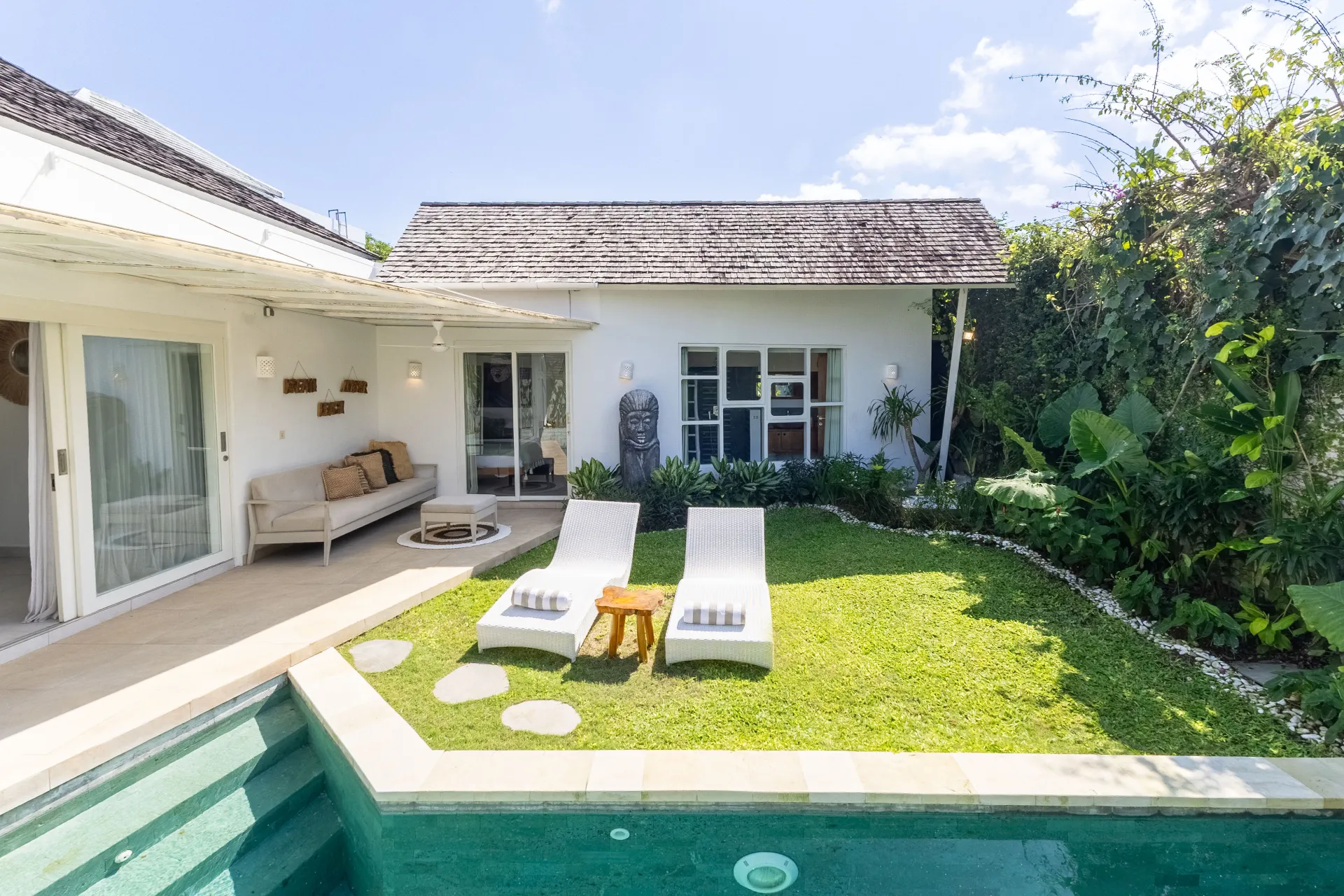 Villa Mylandro - Berawa Vibes | Stylish 3BR Villa with Private Pool — image 4