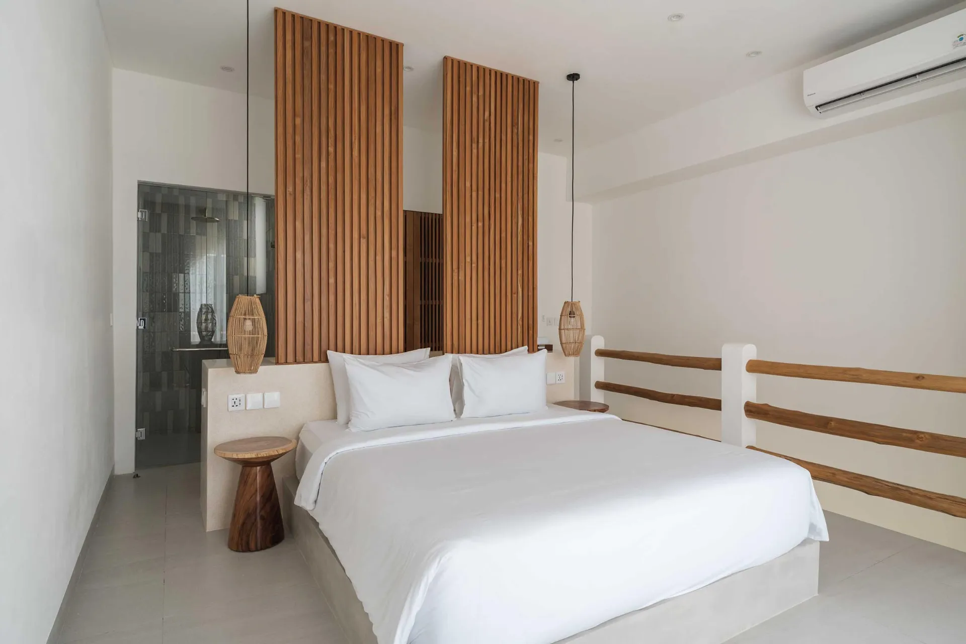 Villa Eraya - Modern 1 BD Villa Near Bingin Beach — image 1