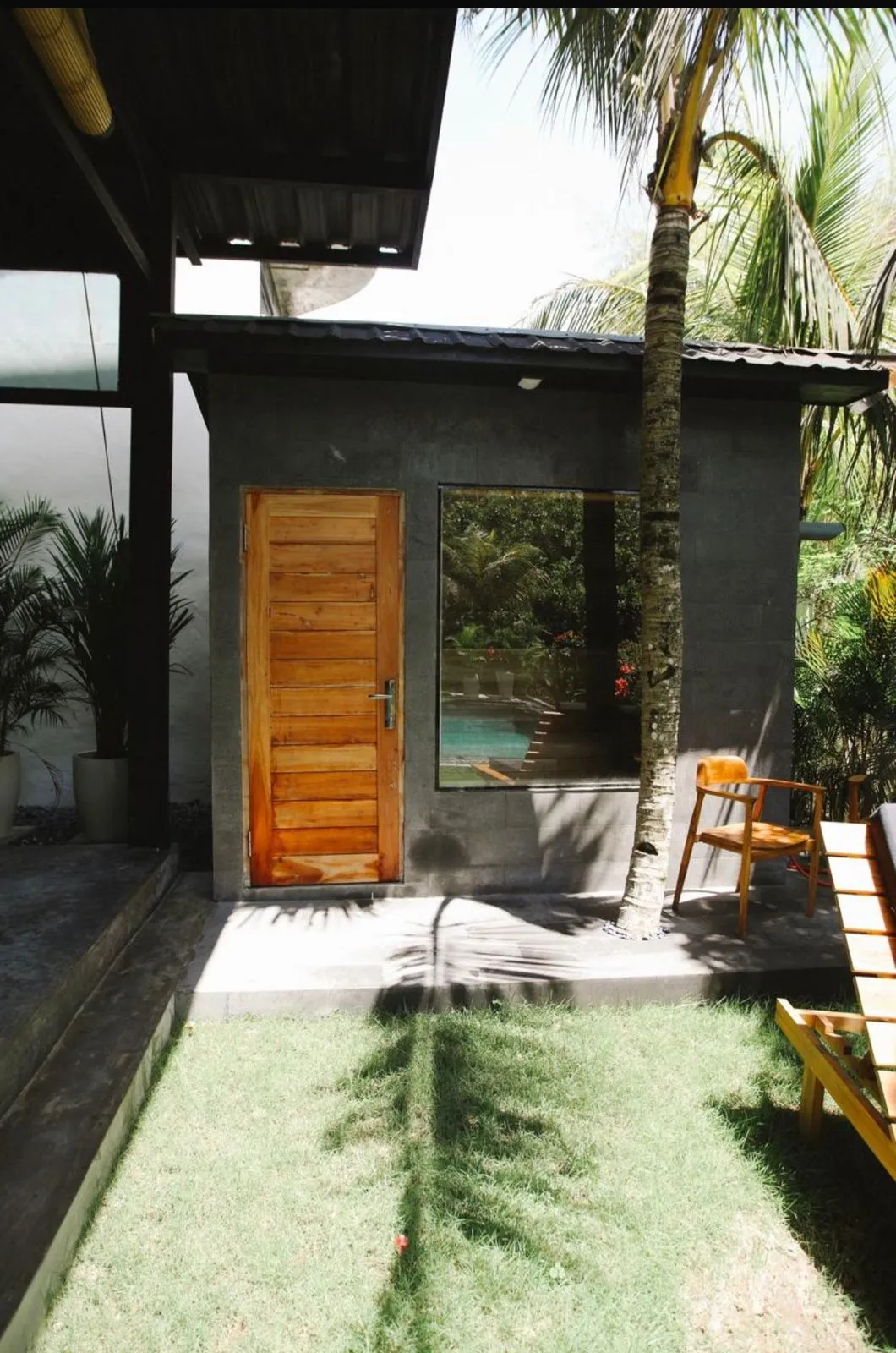 Secluded 2BR Jungle Retreat Villa w/ Pool & Sauna — image 3