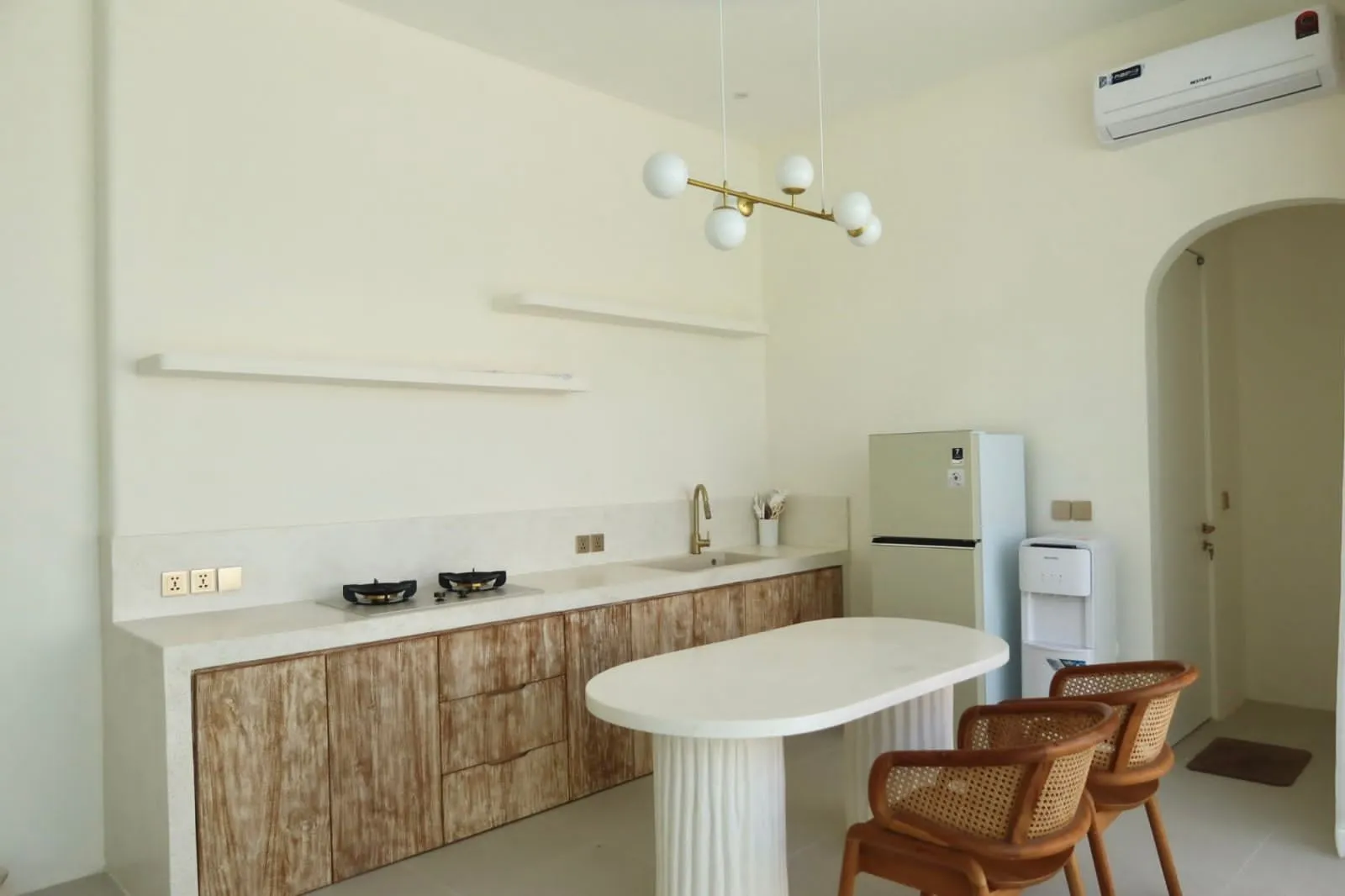 Villa For Rent 2 Bed In Kerobokan Kelod Bali PO-3956 — image 3
