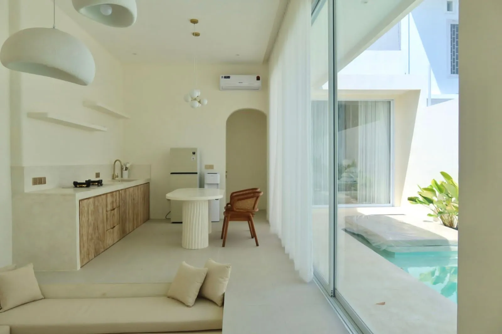 Villa For Rent 2 Bed In Kerobokan Kelod Bali PO-3956 — image 1