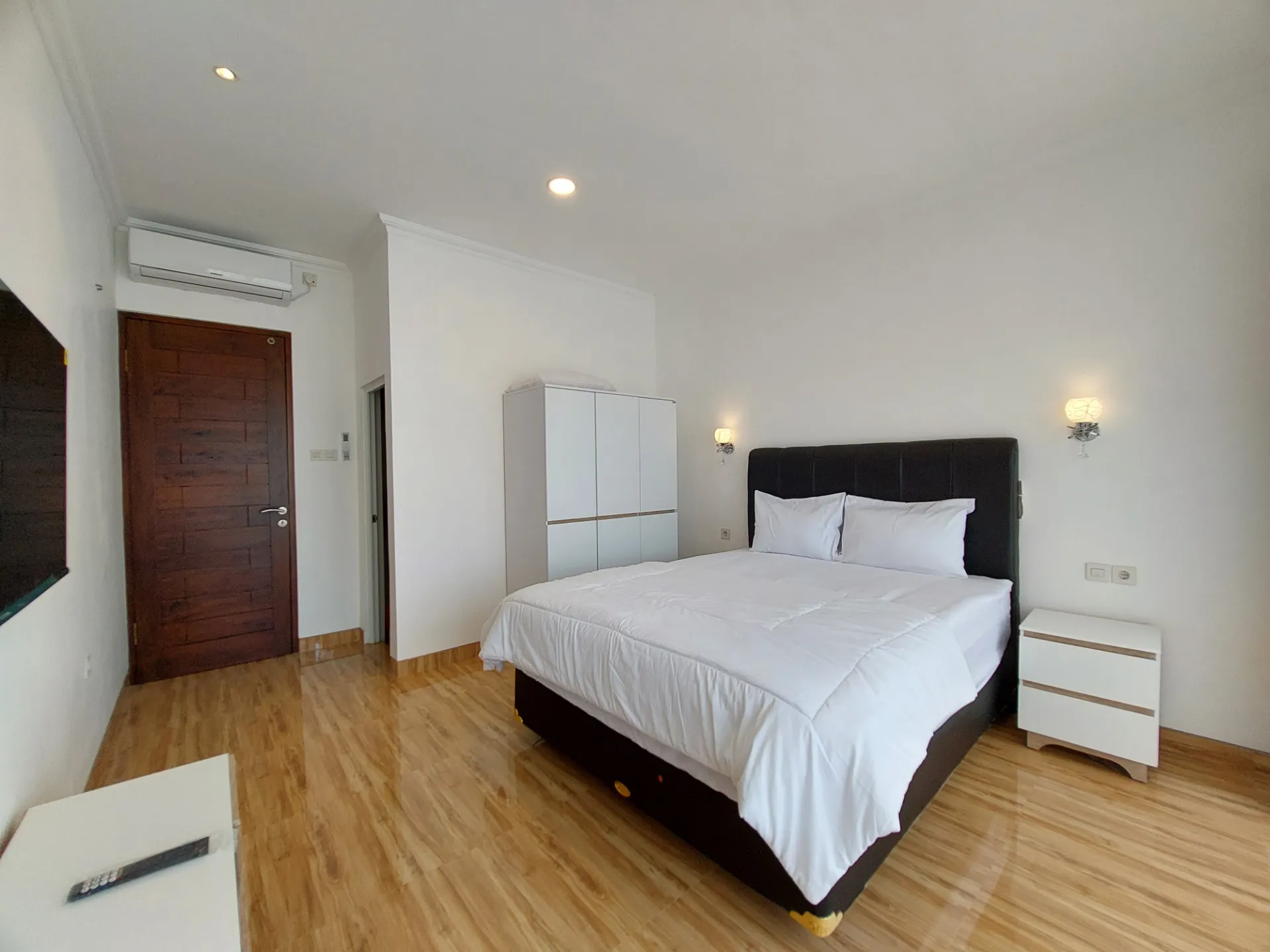 Urgent Sale - 2-Storey Villa 2km in Canggu | IP 315 — image 1