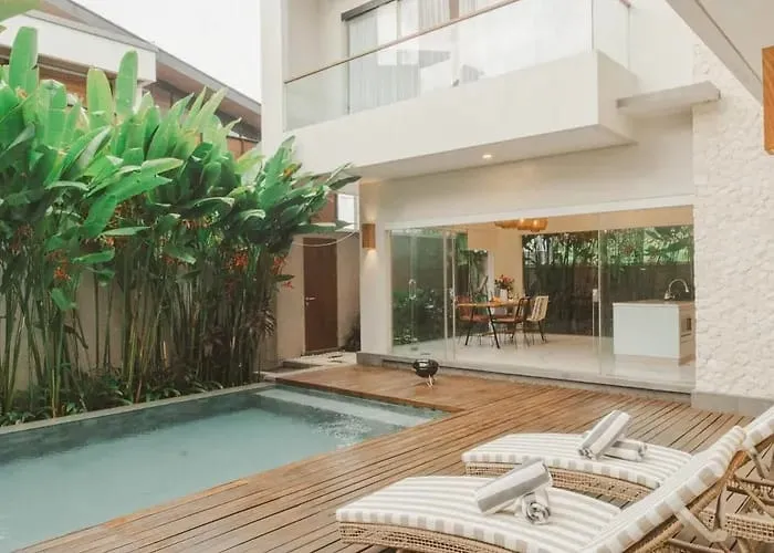 Villa For Rent 3 Bed In Berawa Tibubeneng Bali PO-3960 — image 2