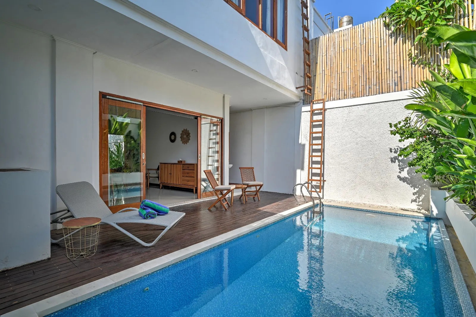 WND 05- FOR RENT MODERN VILLA AT KEROBOKAN