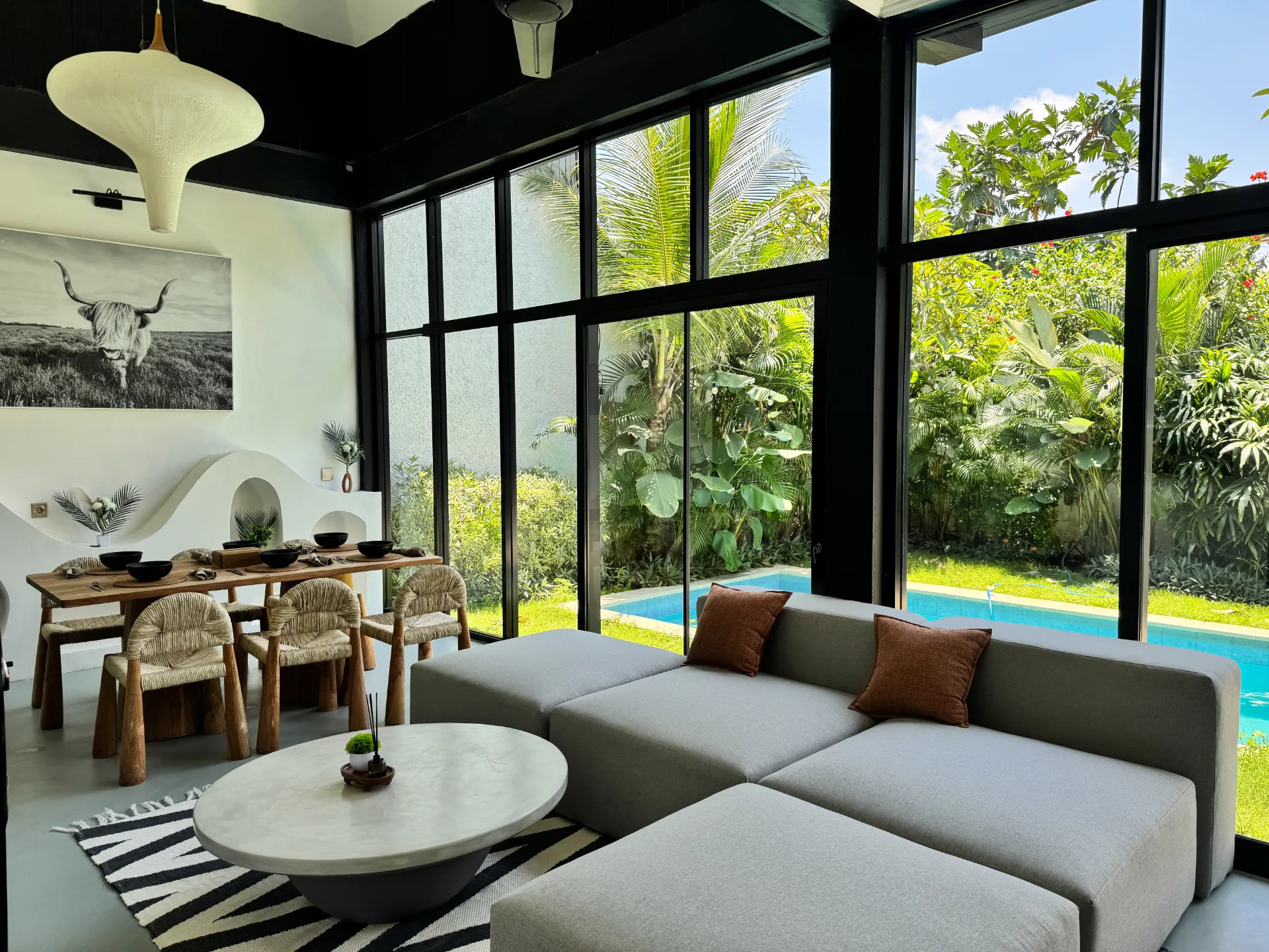 House of Askara in the heart of Pererenan