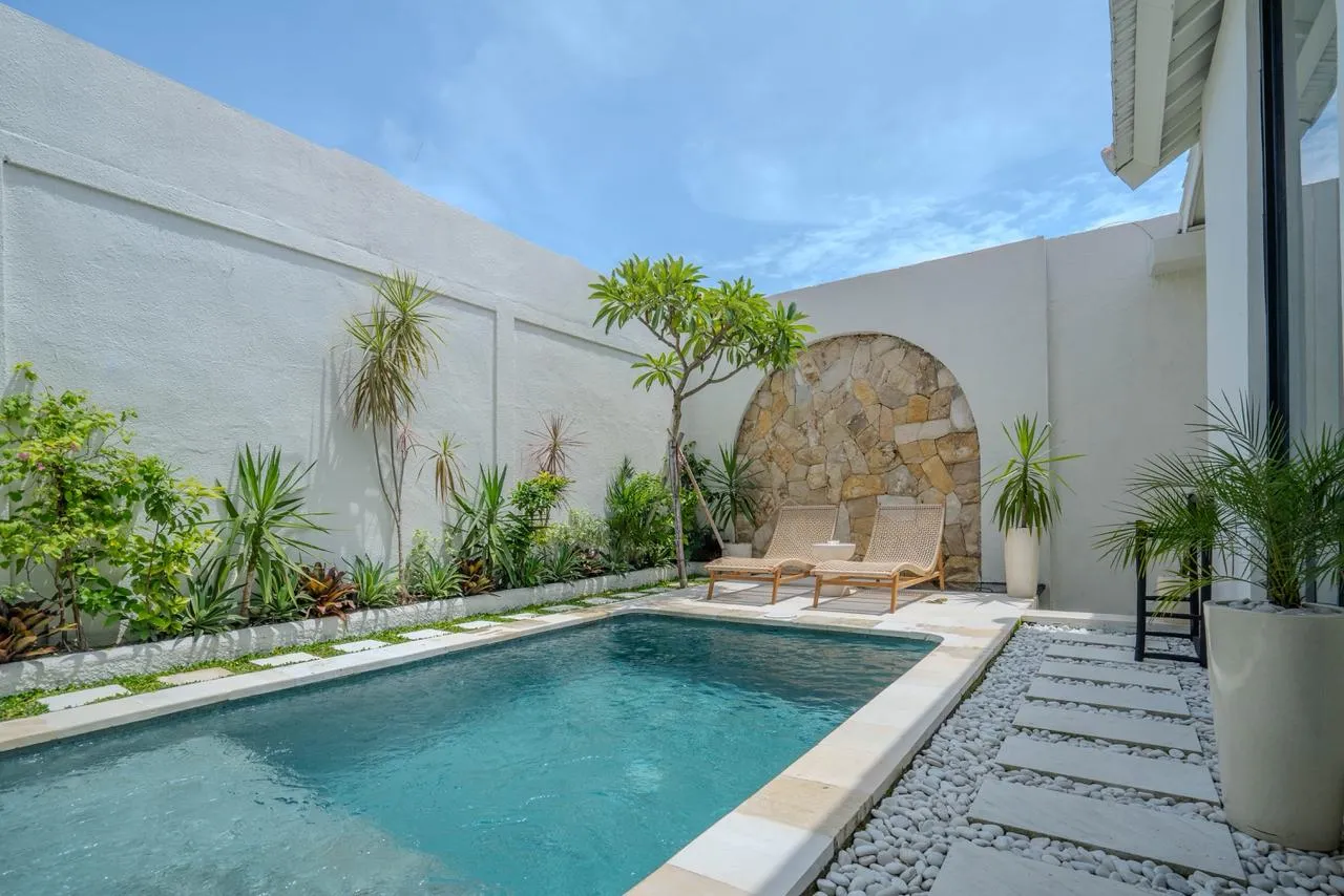 2BR Villa Miana Central Petitenget | IP 869