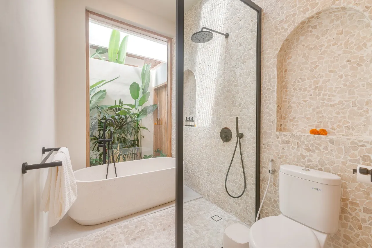 3 BR Charming Villa in Tumbak Bayuh - Pets Not Allowed — image 4