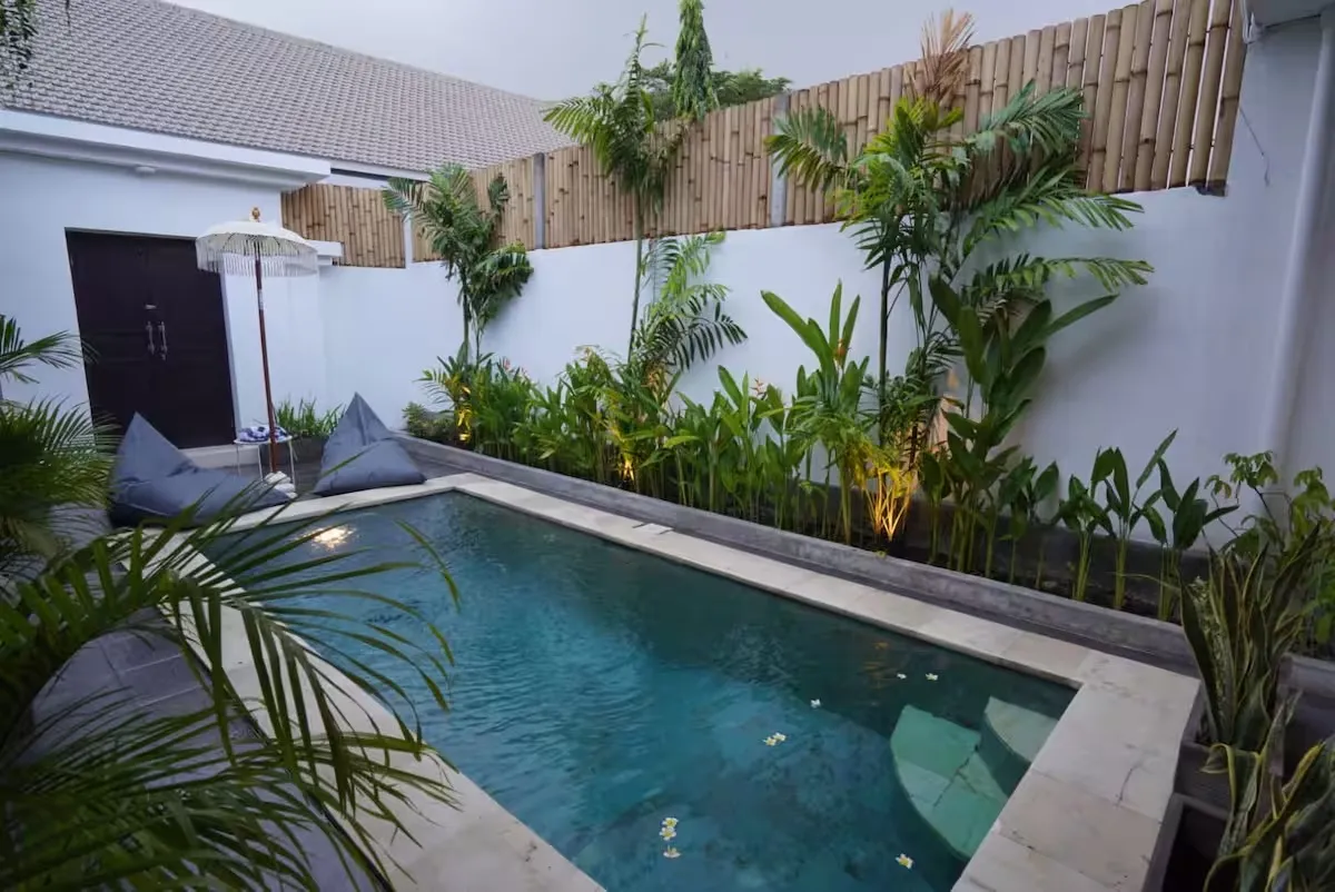 2 BR VILLA IN UMALAS — image 1