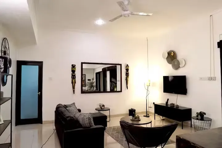 2 BR VILLA IN UMALAS — image 2