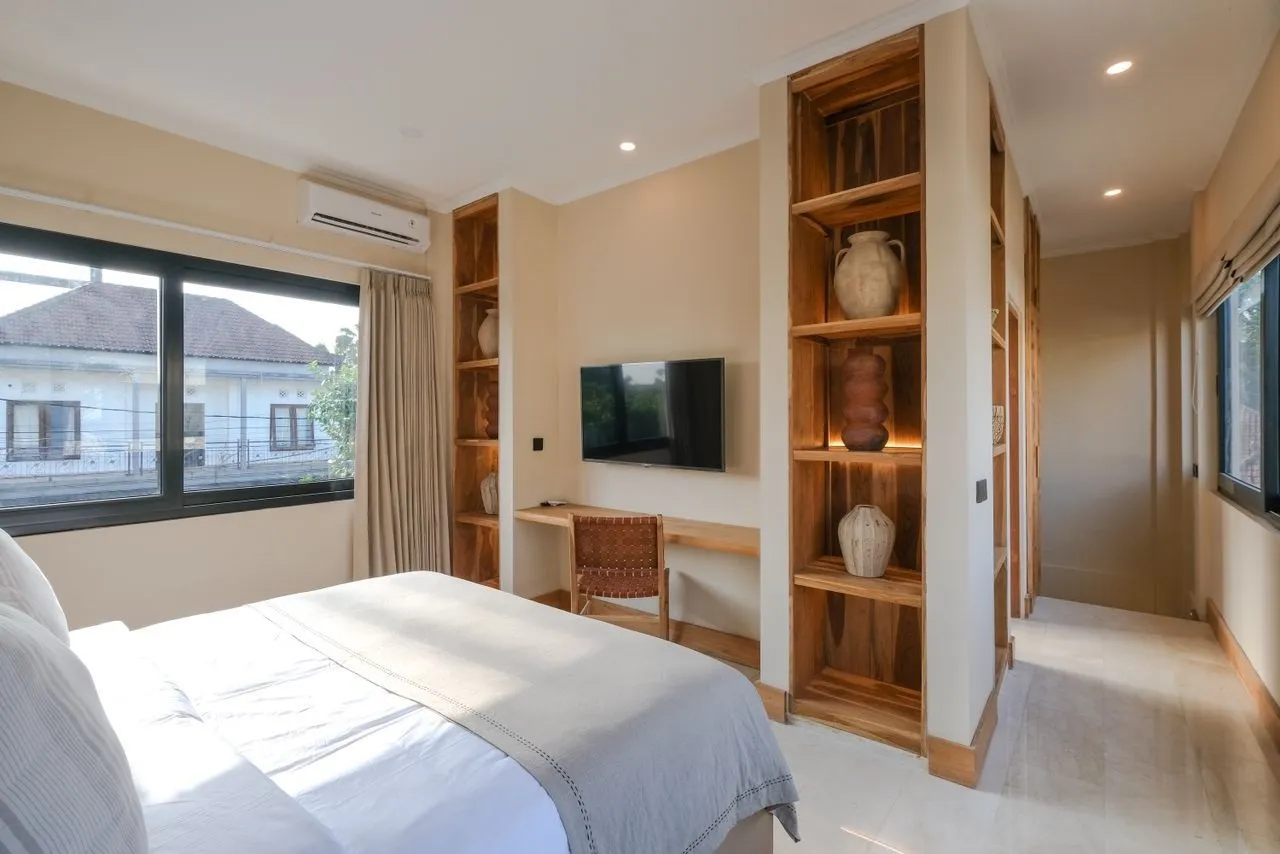 Villa For Rent 1 Bed In PererenanBadung Bali PO-3966 — image 2