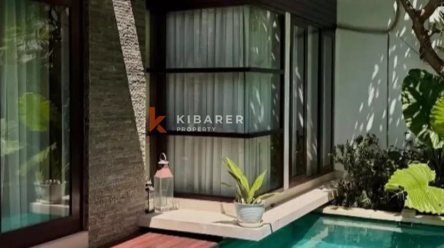 Lovely Three-Bedroom Villa with Enclosed Living in Umalas YRJ6352