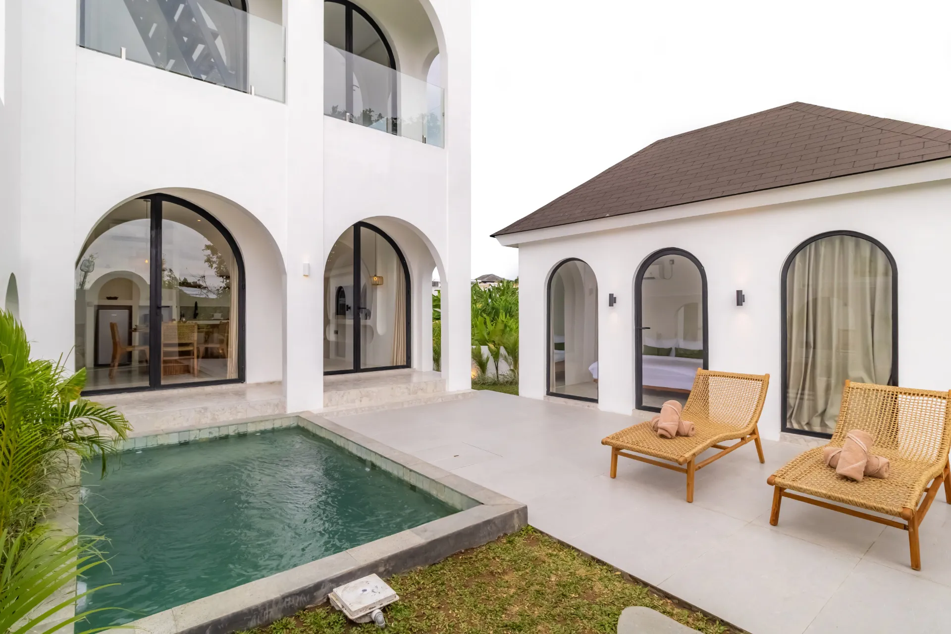 Your perfect 2-Bedroom Rooftop Pool Villa in North Pererenan - unu villas