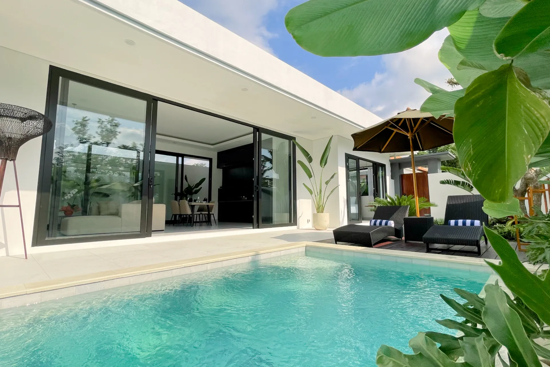 Villa Lera - Modern Chic 2 Bedroom Villa in Blissful location of Ubud