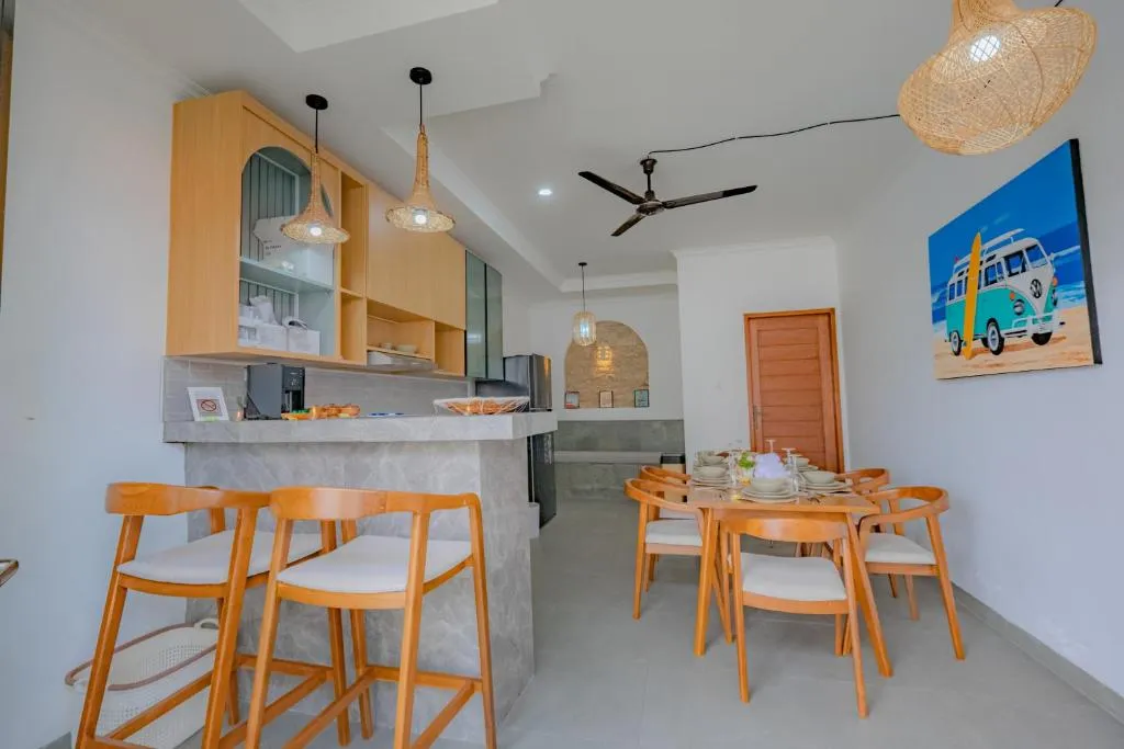 3 BR VILLA IN CANGGU - FREE 1 BIG BIKE — image 2