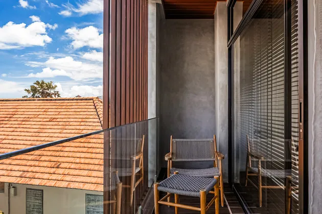 Signature Studio Balcony AVIATOR HOTEL — image 4
