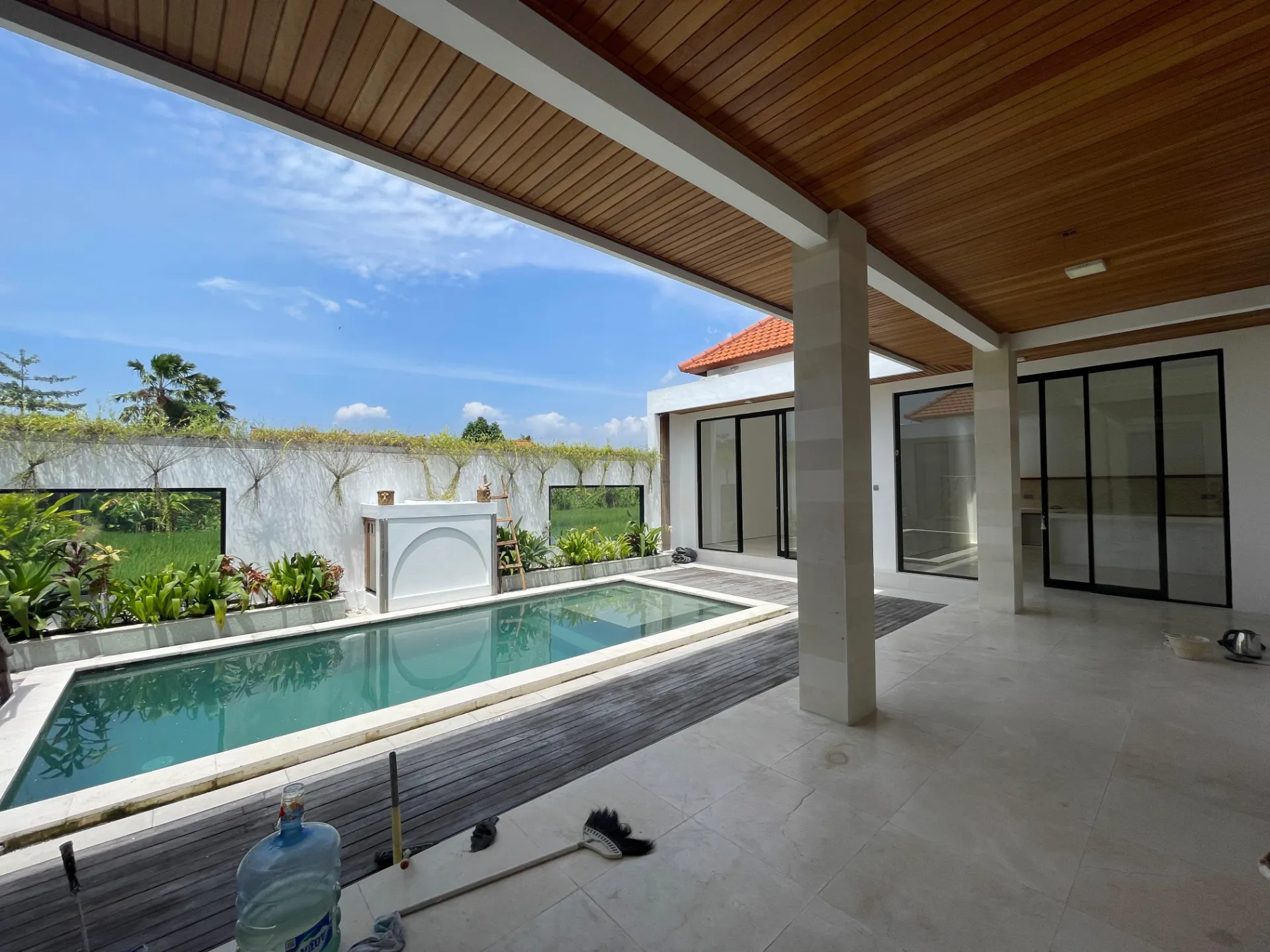villa forbrent umalas — image 3