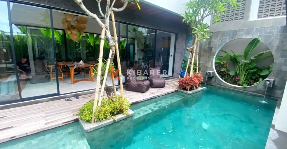 Modern Tropical 3BR Villa with Private Enclosure in Batu Bolong YRV4580