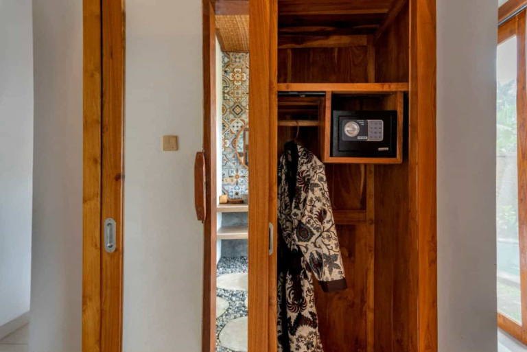Stunning Villa with Rice Terrace Views — image 3