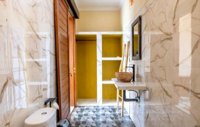 Fully Private Villa with Stunning Rice Field Views — image 1